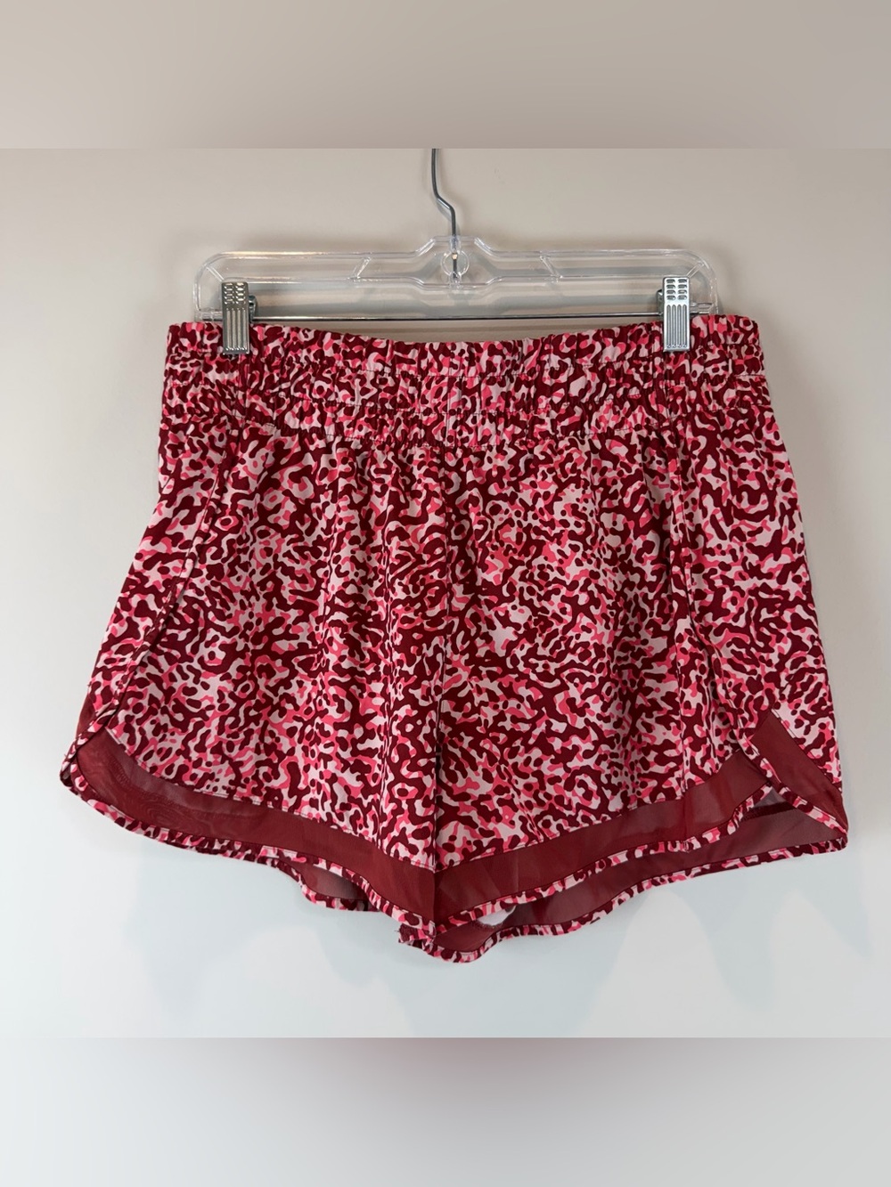 Athleta Pink Red Mesh Racer Run Athletic Athleisure Gym Workout 3” Shorts Small
